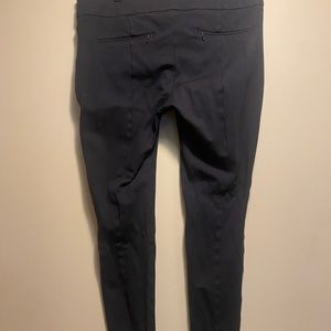 LOFT leggings with zipper and pockets
